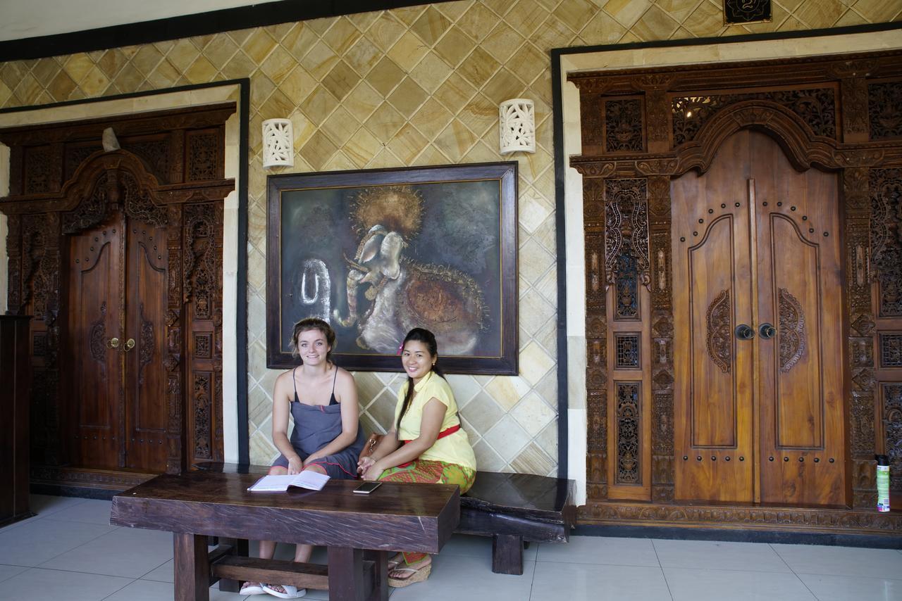 Hotel Shri Ganesh ロヴィーナ エクステリア 写真