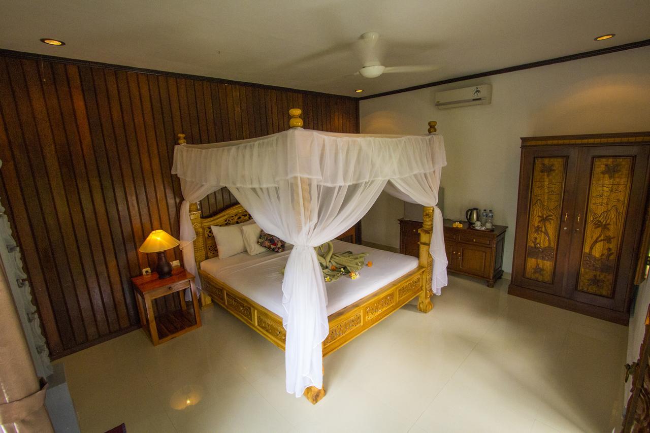 Hotel Shri Ganesh ロヴィーナ エクステリア 写真